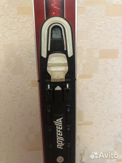 Беговые лыжи