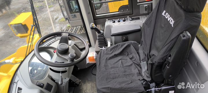 Фронтальный погрузчик Lovol FL956H, 2024