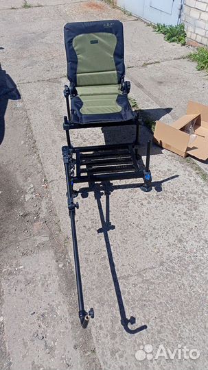 Фидерное кресло с педаной и обвесом