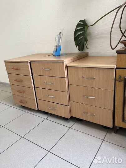 Тумбочка офисная