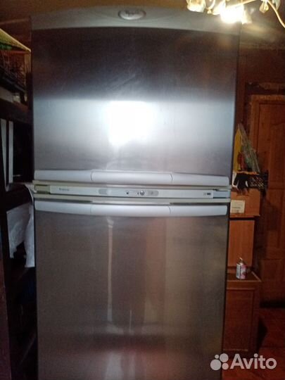 Холодильник whirlpool NO Frost