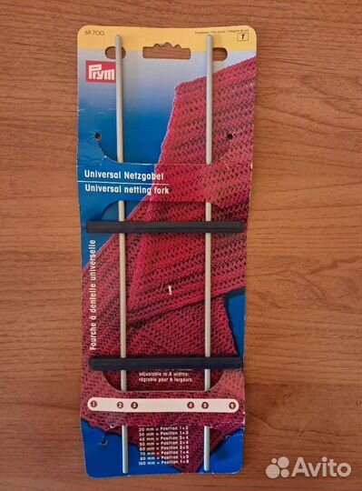 Спицы и вилка для вязания