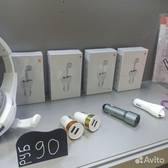 Автомобильная зарядка для телефона азу в асс-те