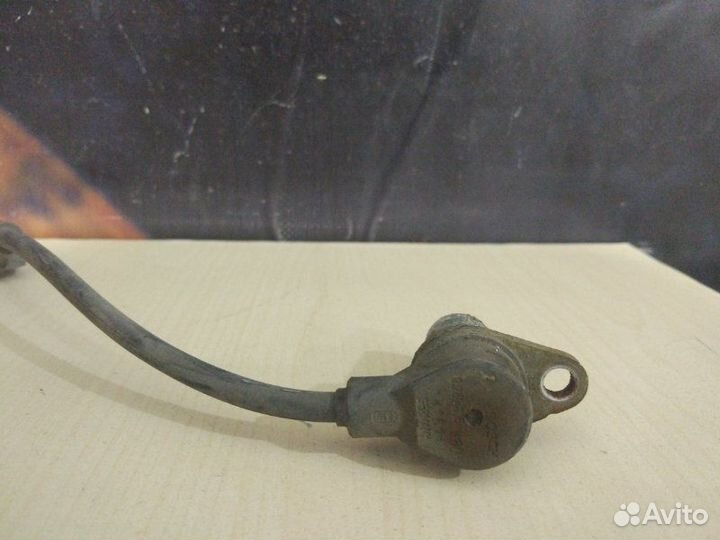 Датчик ABS задний левый Audi A4 B6 AMB 2001