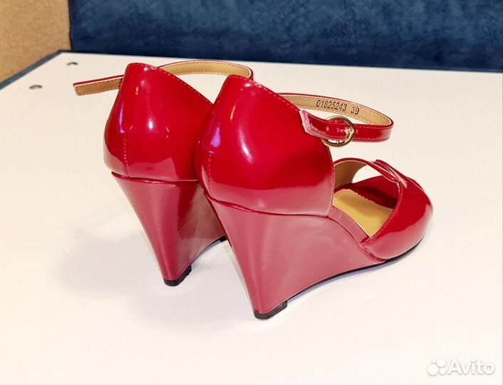 Туфли женские 39 размер