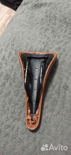 Седло для шоссейного велосипеда