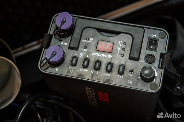 Вспышка Jinbei DC600 Discovery 2 головы