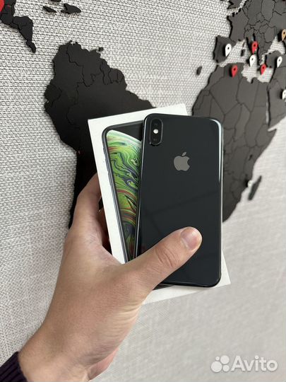 iPhone Xs, 64 ГБ