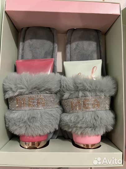 Подарочный набор с тапочками 