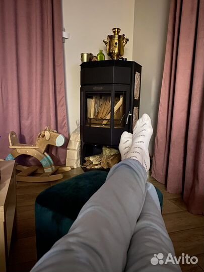 Няня воспитатель