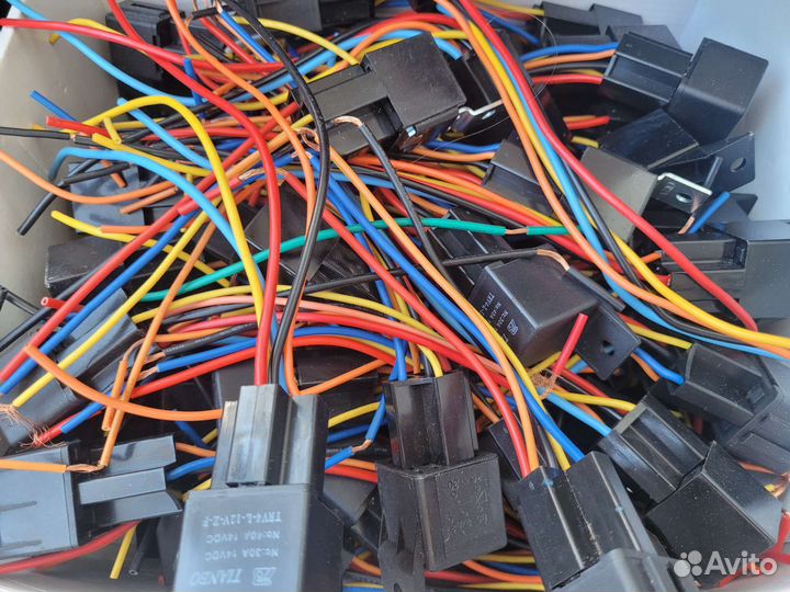 Реле унивесальное 12 Вольт