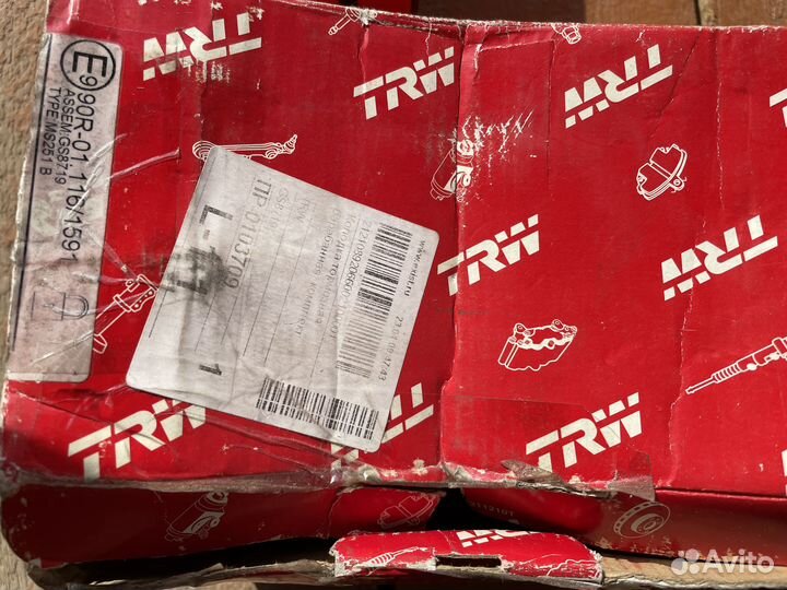 Тормозные колодки передние и задние Опель Корса