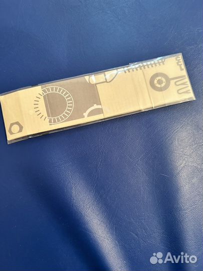 Буквы автомобиля Mercedes