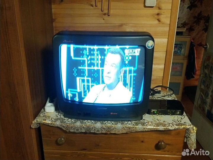 Телевизор