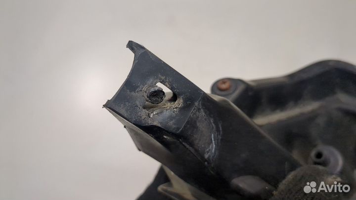 Поворот Nissan Juke, 2010