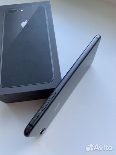 iPhone 8 Plus, 256 ГБ