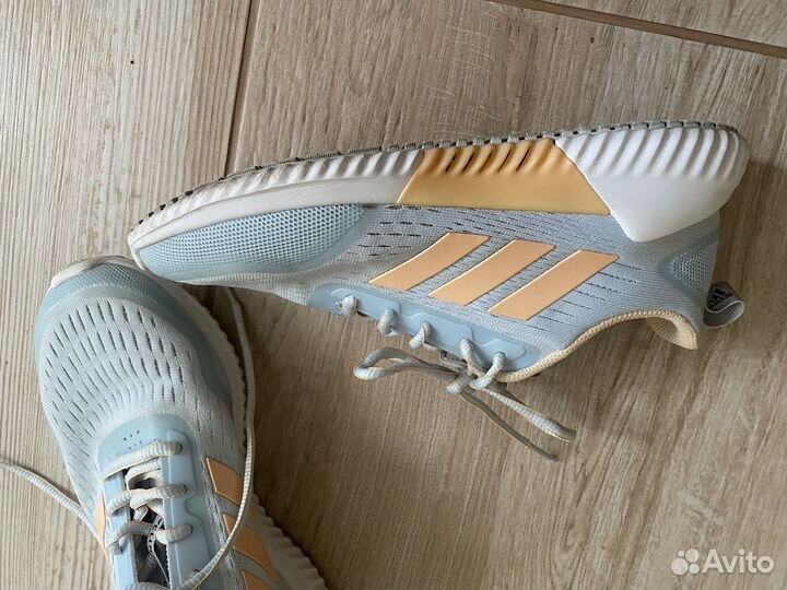 Кроссовки Adidas 37 размер оригинал