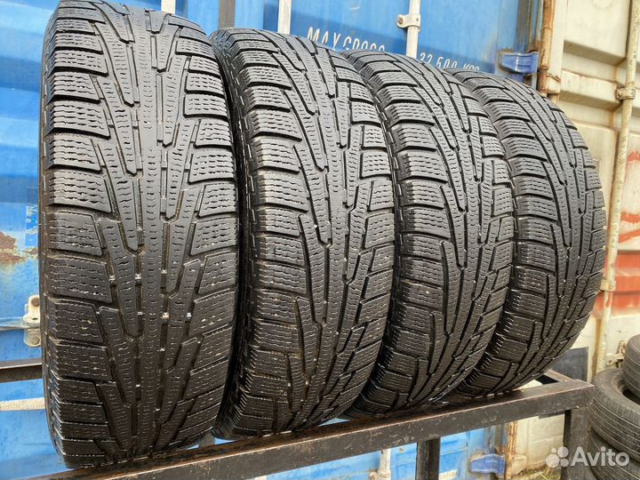 Nokian Tyres Hakkapeliitta R SUV 215/70 R16