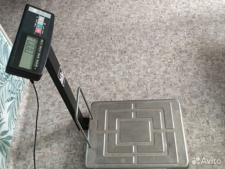 Весы напольные электронные до 60 кг