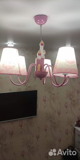 Люстра для детской