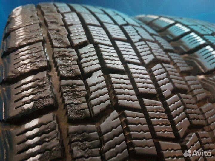 Goodyear UltraGrip Ice Navi Zea 185/65 R14