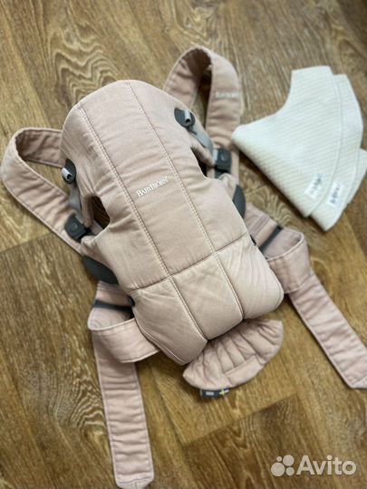Эргорюкзак babybjorn mini с нагрудниками