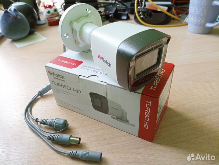 Камера аналоговая 5Мп HiWatch DS-T500A с микрофоно