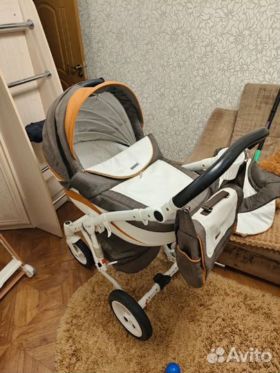 Детская коляска