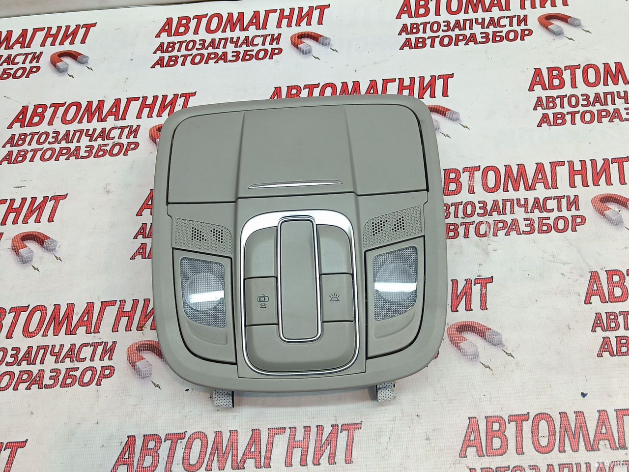 Плафон потолочный Хендай Санта Фе 4 TM