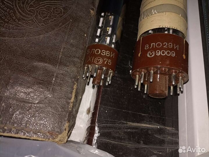 Электронновакуумные трубки 8ло29и