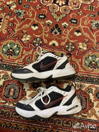 Кроссовки nike air monarch