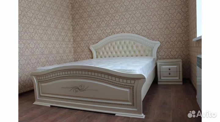 Спальный гарнитур новый