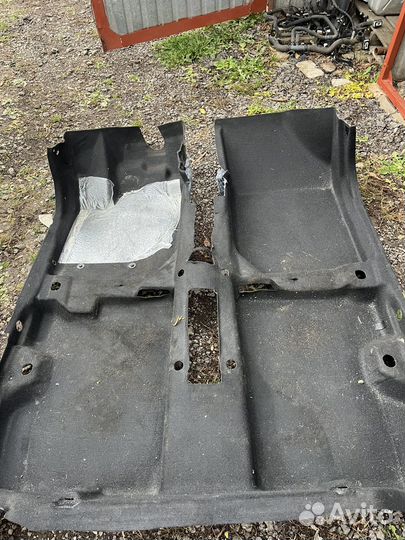 Рено Каптюр ковролин пола