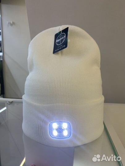 Шапка со светодиодной подсветкой