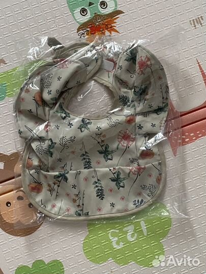 Нагрудник для кормления