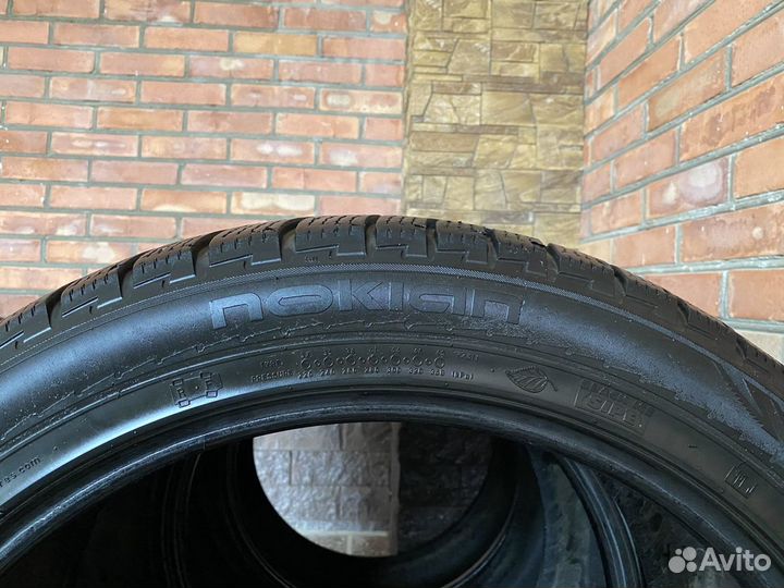 Nokian Tyres Hakkapeliitta 9 265/45 R21