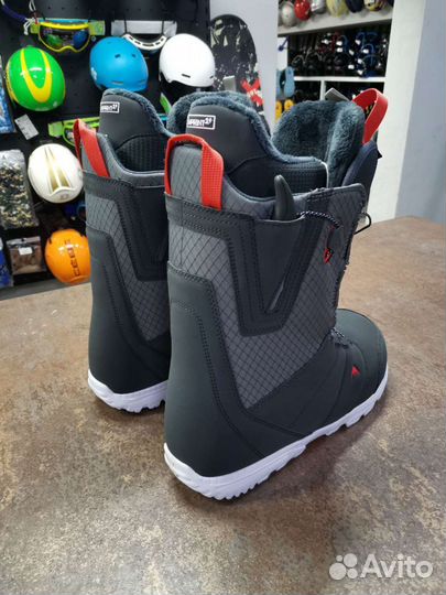 Сноубордические ботинки Burton Moto