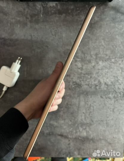 iPad 7 поколения (2019)