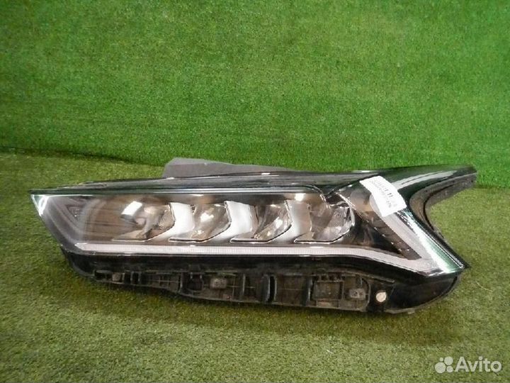 Фара левая Kia K5