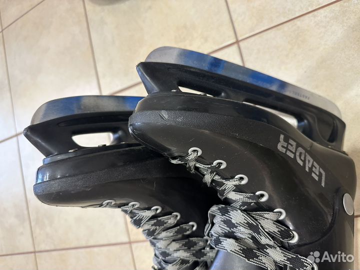 Коньки хоккейные 40 размер