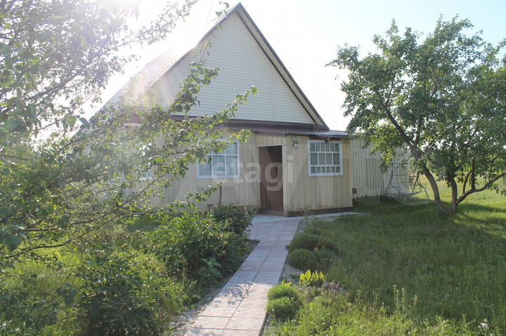 Дом 98 м² на участке 27,5 сот.