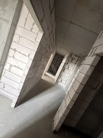 2-к. квартира, 75 м², 14/17 эт.