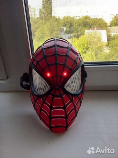 Маска человека паука