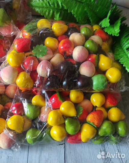 Искусственные фрукты