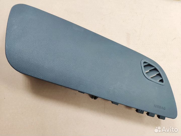 Накладка панели пассажира Фольксваген Поло