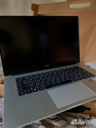 Ноутбук huawei D15, R5 5500/16GB/512 SSD