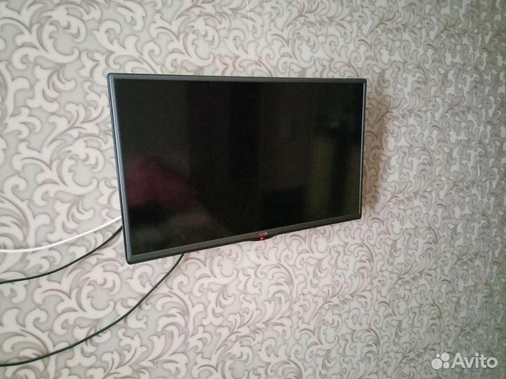 Телевизор ЖК 32 дюйма бу