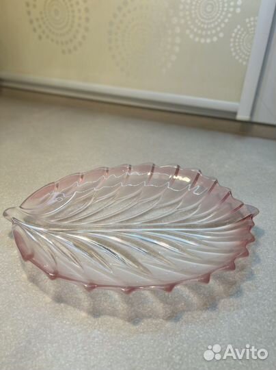 Тарелка цветное стекло