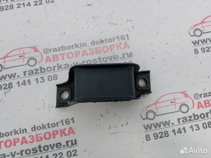 Опора двигателя правая Renault Logan