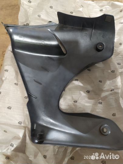 Оригинальный пластик Honda XRV750 Africa Twin